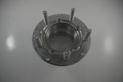 Hub only, w,studs front MK2